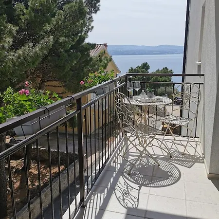 Apartments Rita Nemira Omiš Zewnętrze zdjęcie